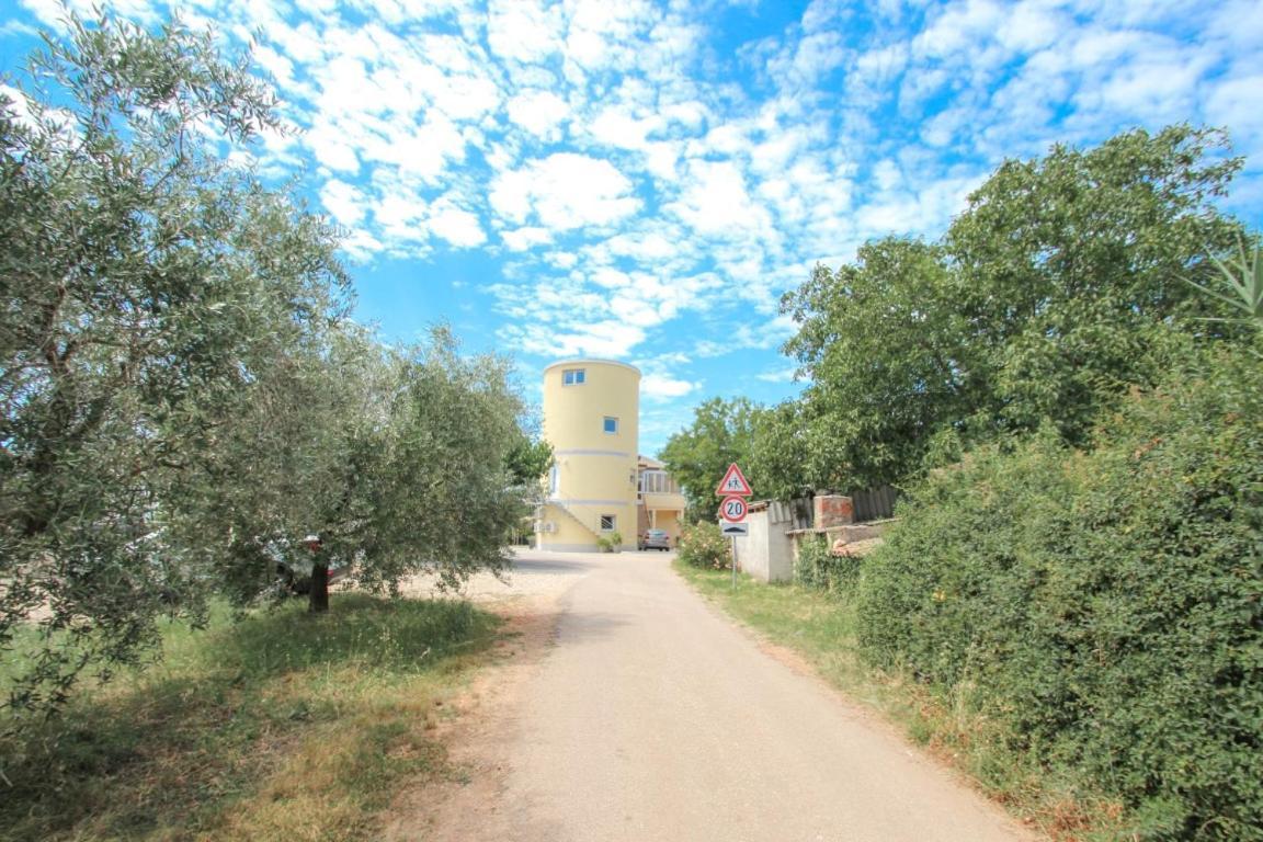 Silos Mare Apartman Novigrad Istria Kültér fotó